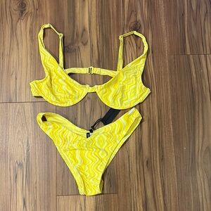 Kendall and Kylie yellow swirl bikini
